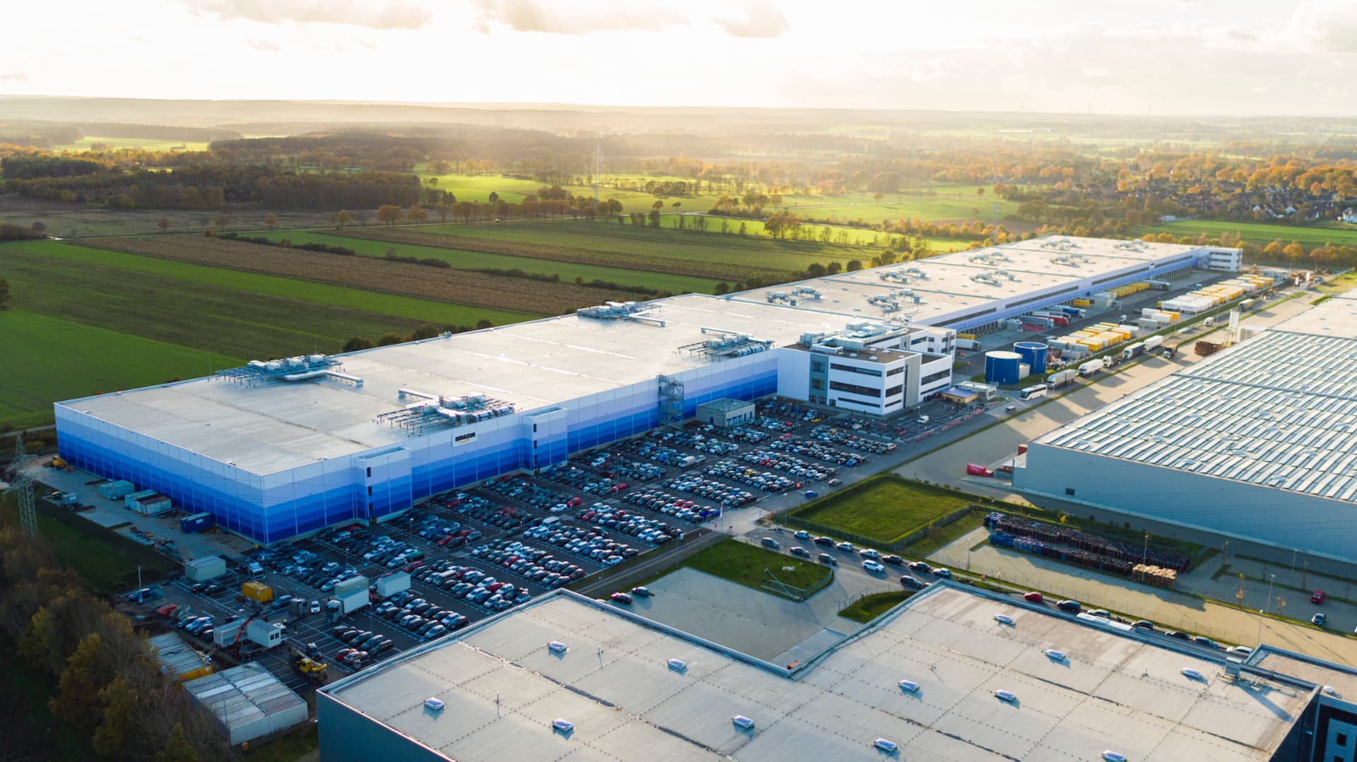 Zum Projekt Baumanagement für Amazon in Winsen an der Lahe, format3