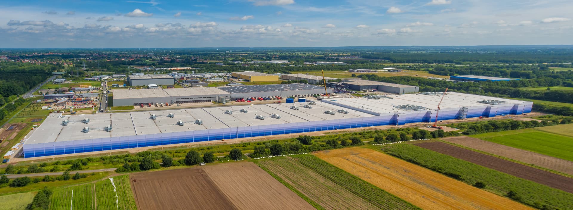 Panoramafoto Logistikzentrum von Amazon in Winsen an der Luhe | format3 übernahm Planungskoordination und Baumanagement