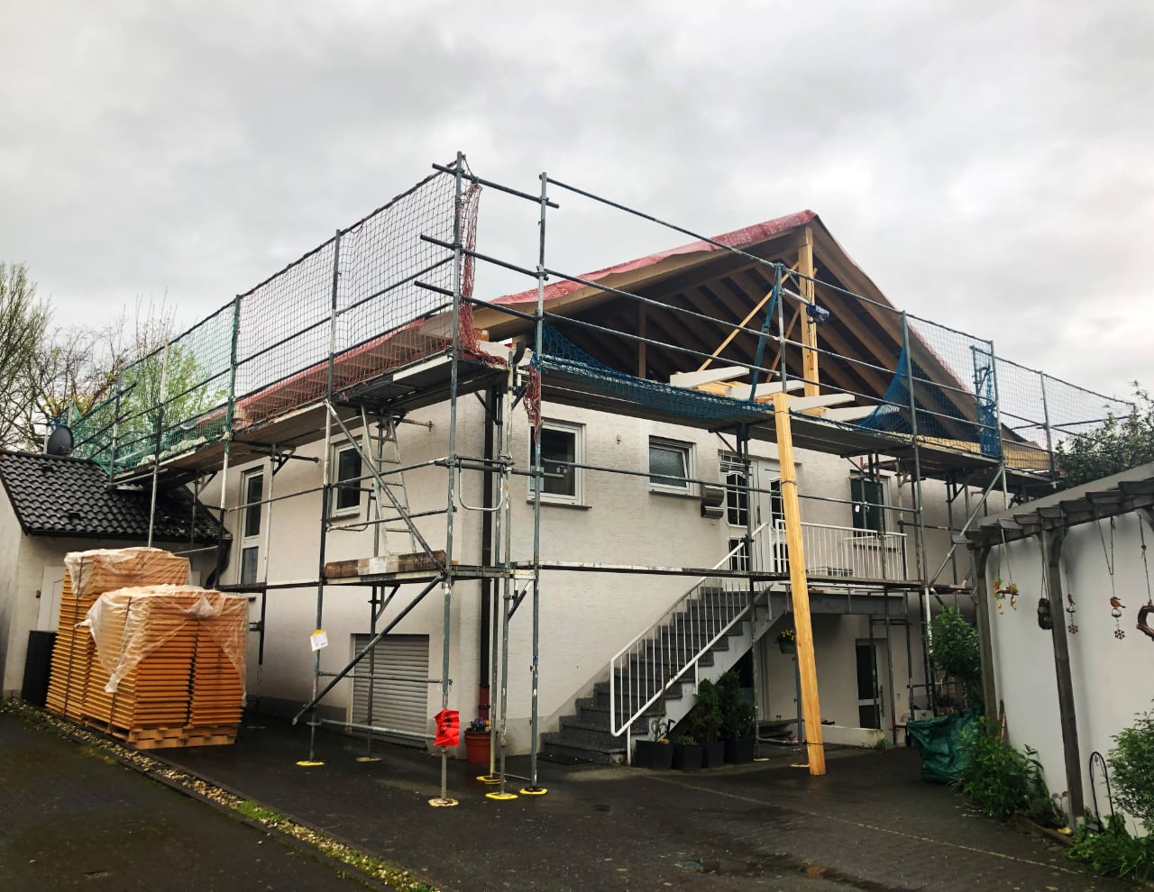 Umbau und Aufstockung Einfamilienhaus in Leverkusen, format3