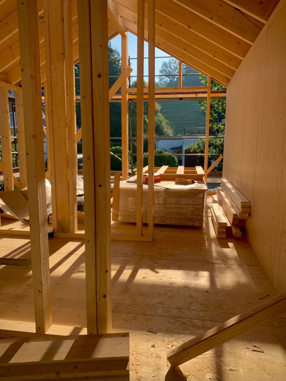 Errichtung eines Büroanbaus für format3 an das bestehende Privathaus