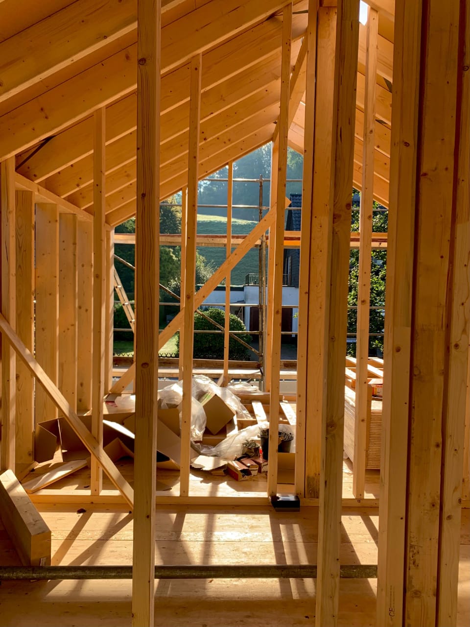 Errichtung eines Büroanbaus für format3 an das bestehende Privathaus