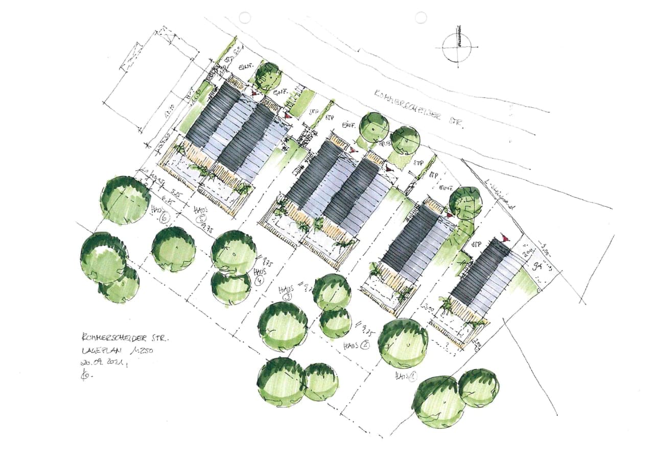 Planung von 4 Doppelhaushälften und 2 Einfamilienhäuser | Grundstück mit steiler Hanglage und Buchenwaldbestand, format3 gmbh